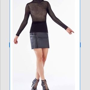 BCBG MAXAZRIA Top Herve Leger -Lovely knit Mesh S